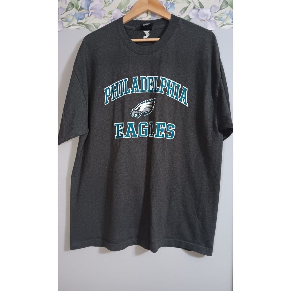 NFL Team Apparel XL Philadelphia Eagles Grey Football Fan Casual Game Day Top